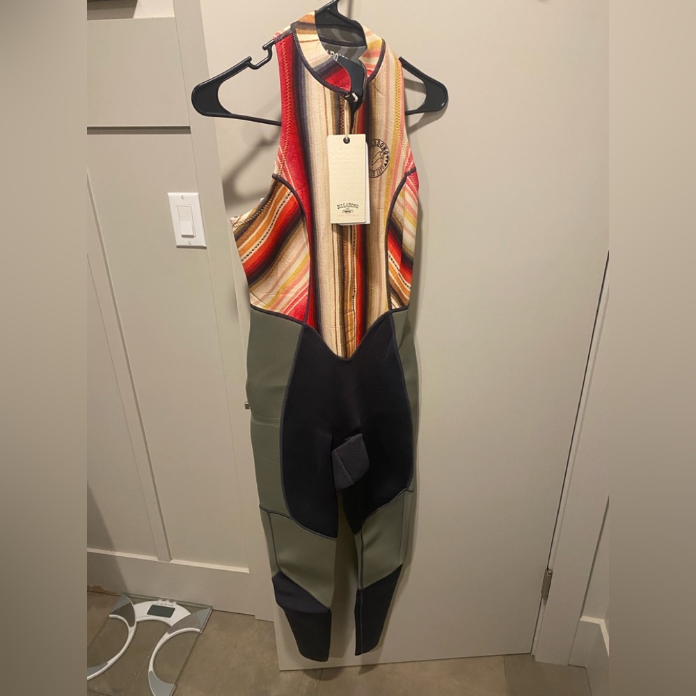 Billabong wetsuit Salty Jane